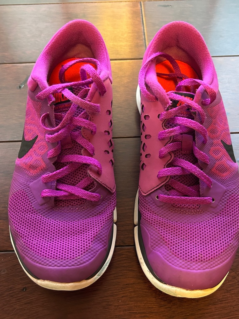 Nike Women’s Flex 2015 Run Sneakers -Bright Purple Lace-Up